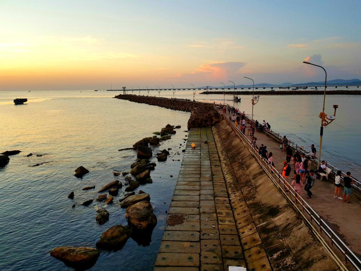 Ruby Phu Quoc Hostel Buitenkant foto