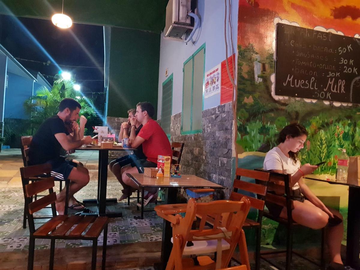 Ruby Phu Quoc Hostel Buitenkant foto