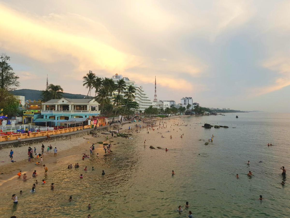 Ruby Phu Quoc Hostel Buitenkant foto