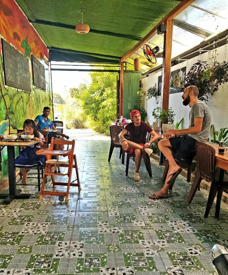 Ruby Phu Quoc Hostel Buitenkant foto